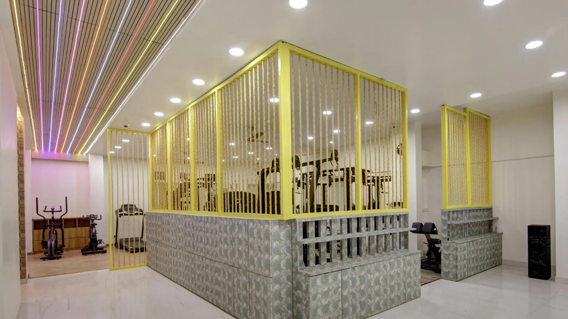Anandam Club House Aparthotel Gurgaon